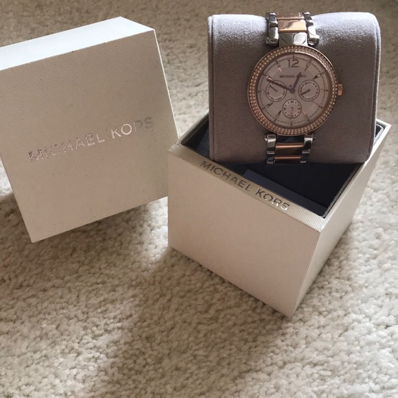 Michael Kors Watch - Picture 1 of 2